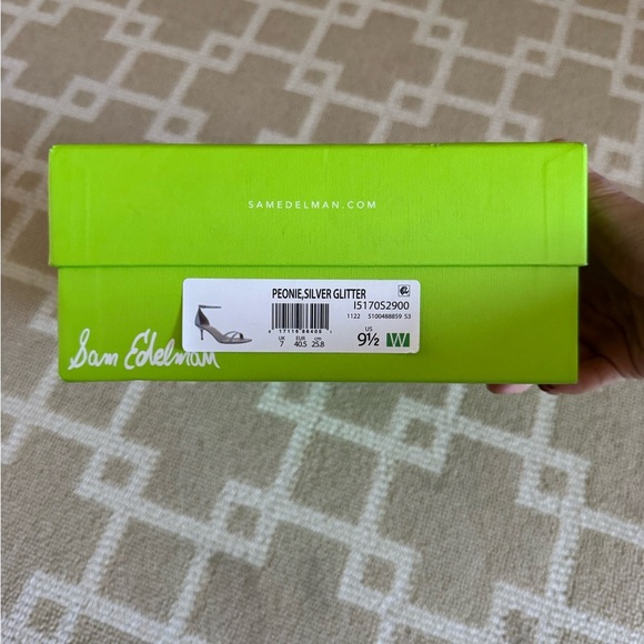 NIB Sam Edelman Kitten Heel Sandals Silver Glitter Ankle Strap Holiday Shoes 9.5 - Picture 12 of 12